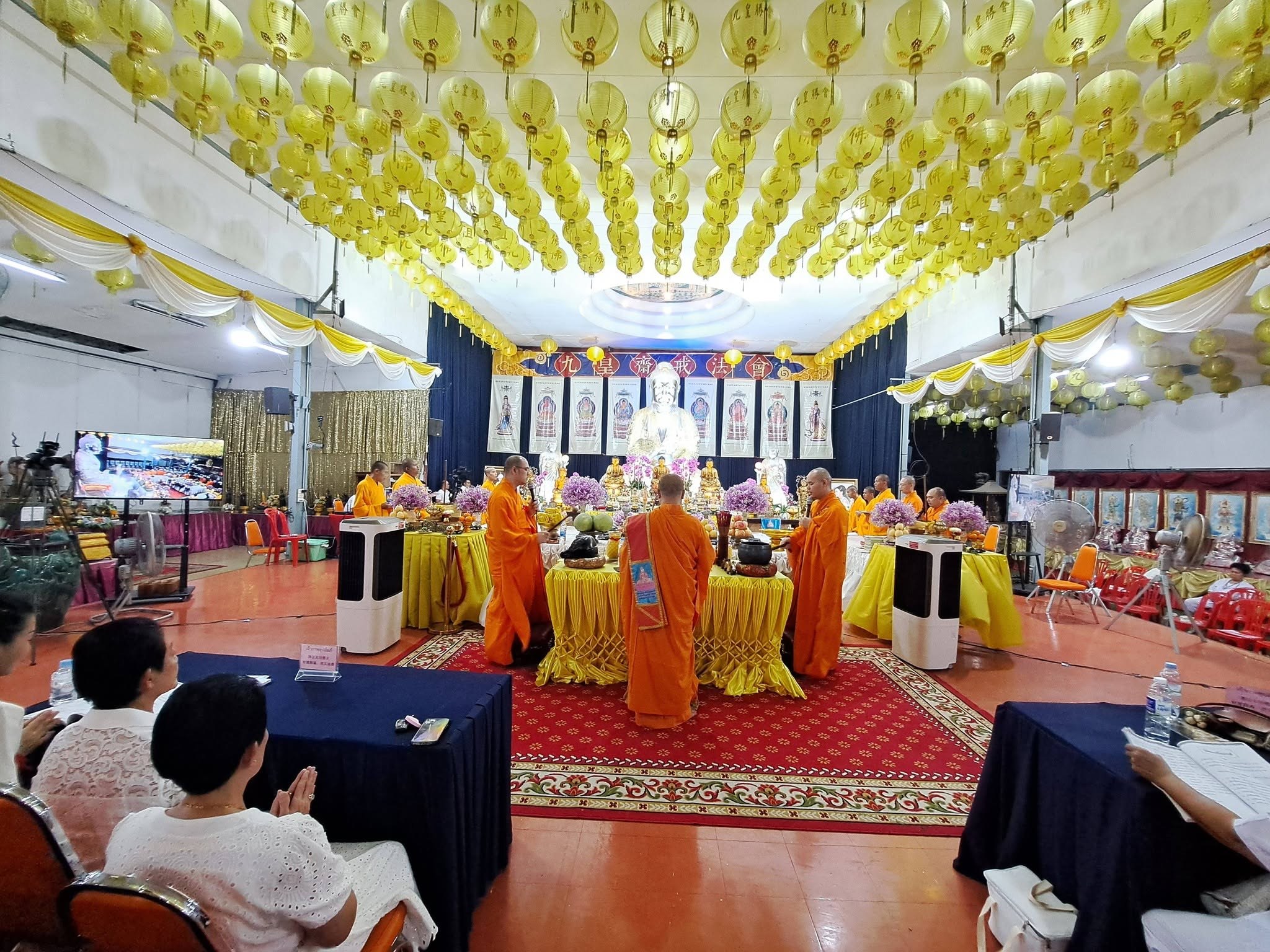📸 ประมวลภาพ พิธีเวียนธูป คืนที่ ๔ 🙏